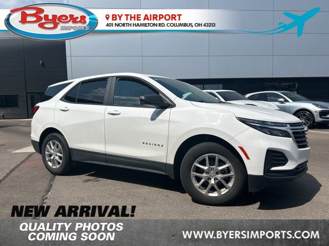 2022 Chevrolet Equinox LS photo 2