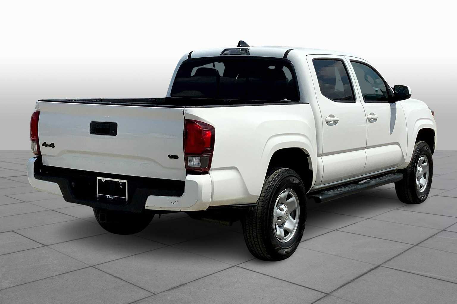 2023 Toyota Tacoma SR 4x4 photo 11