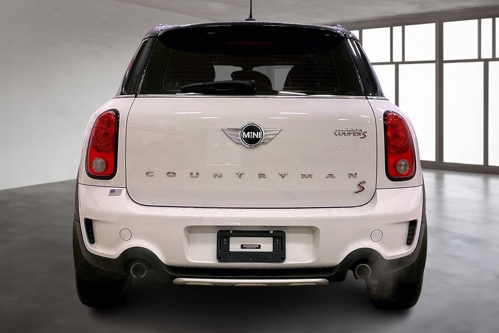 2016 Mini Cooper S ALL4 photo 4