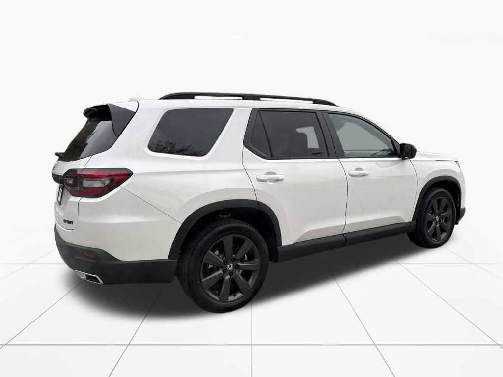 2025 Honda Pilot Sport photo 4