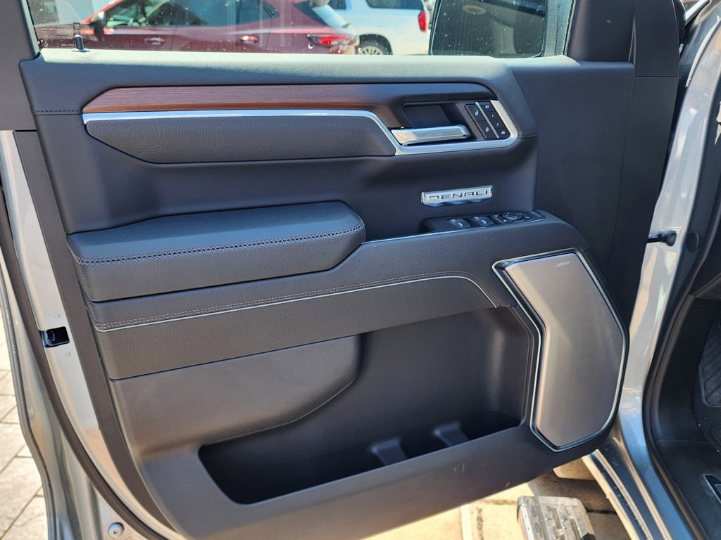 2026 Gmc Sierra 1500 Denali photo 13