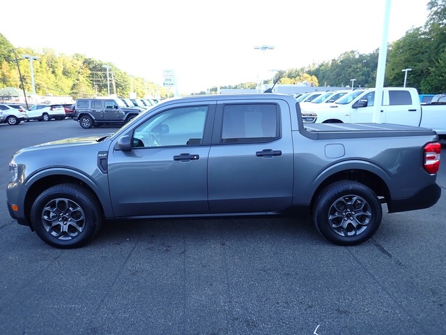 2024 Ford Maverick XLT photo 2