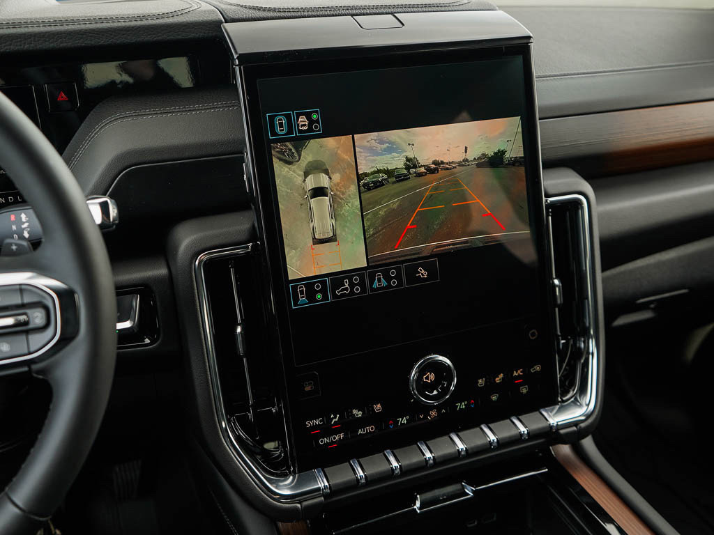 2025 Gmc Yukon Denali photo 24