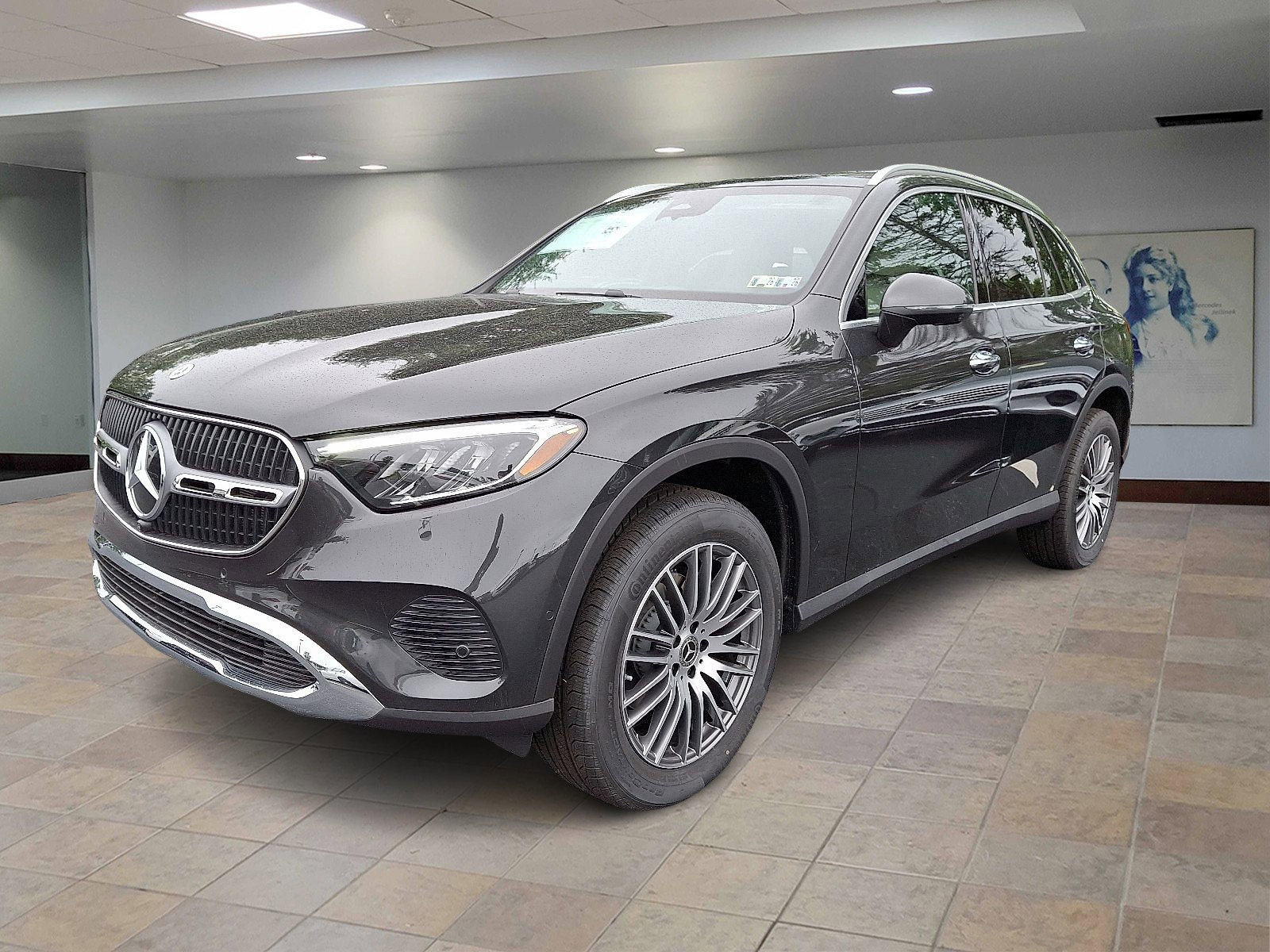 2026 Mercedes Benz GLC 300 4MATIC photo 3