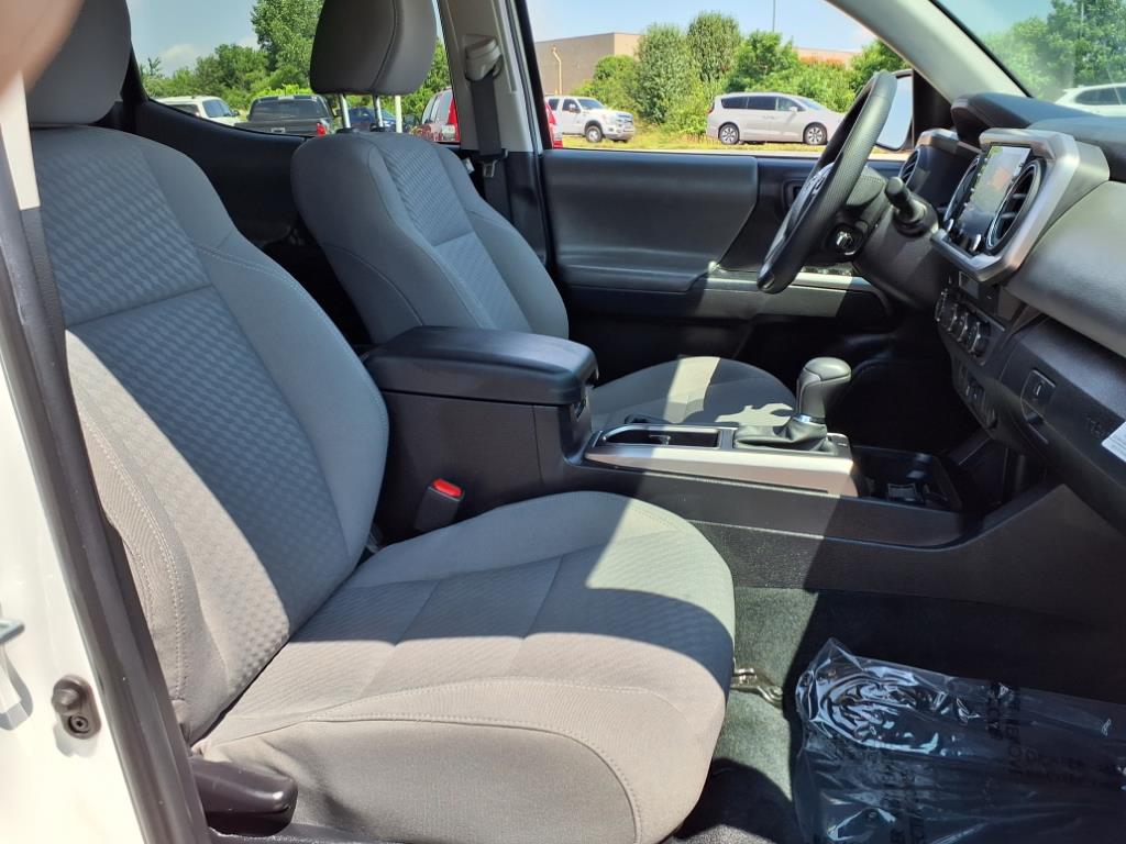 2023 Toyota Tacoma SR5 photo 11