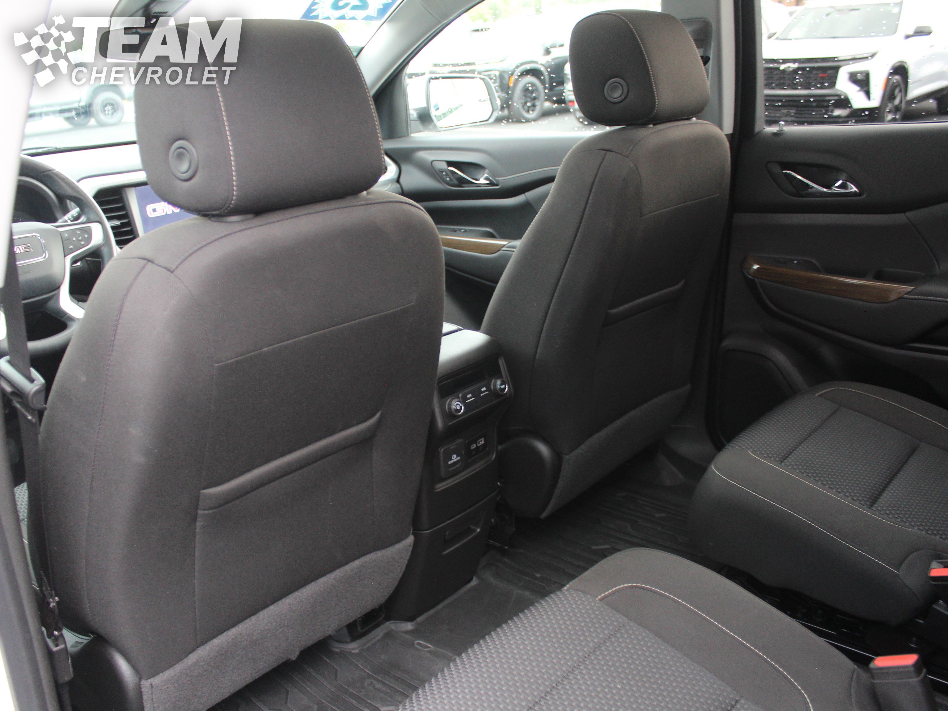 2023 Gmc Acadia SLE photo 21