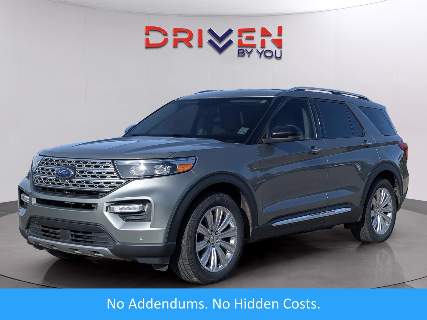 2020 Ford Explorer Limited's photo