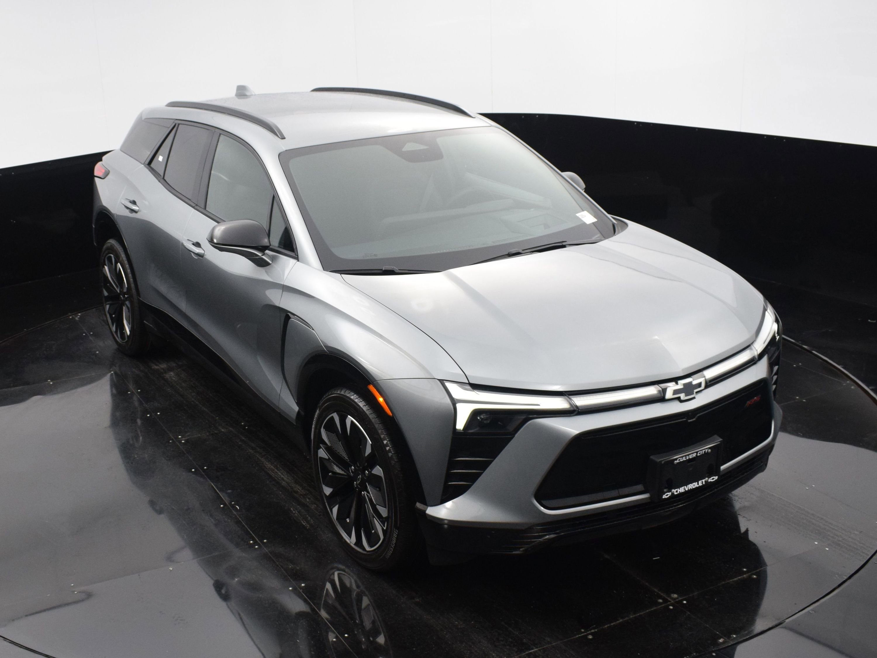 2025 Chevrolet Blazer EV RS's photo