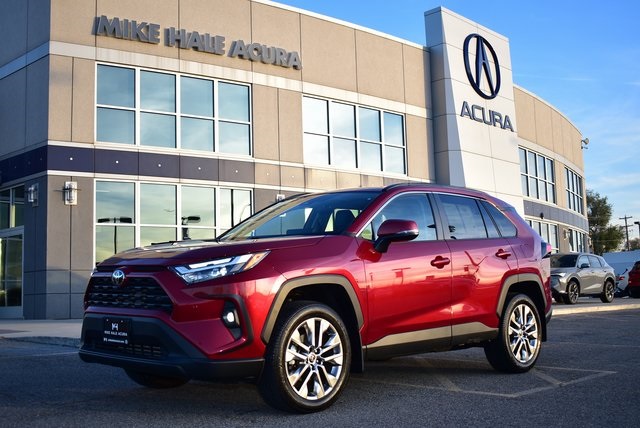 2024 Toyota RAV4 XLE Premium's photo