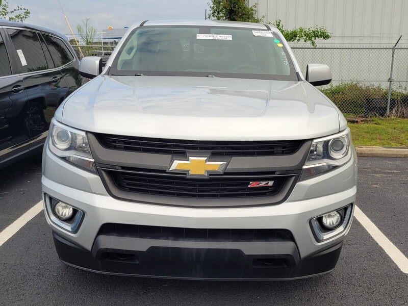 2016 Chevrolet Colorado Z71 photo 2