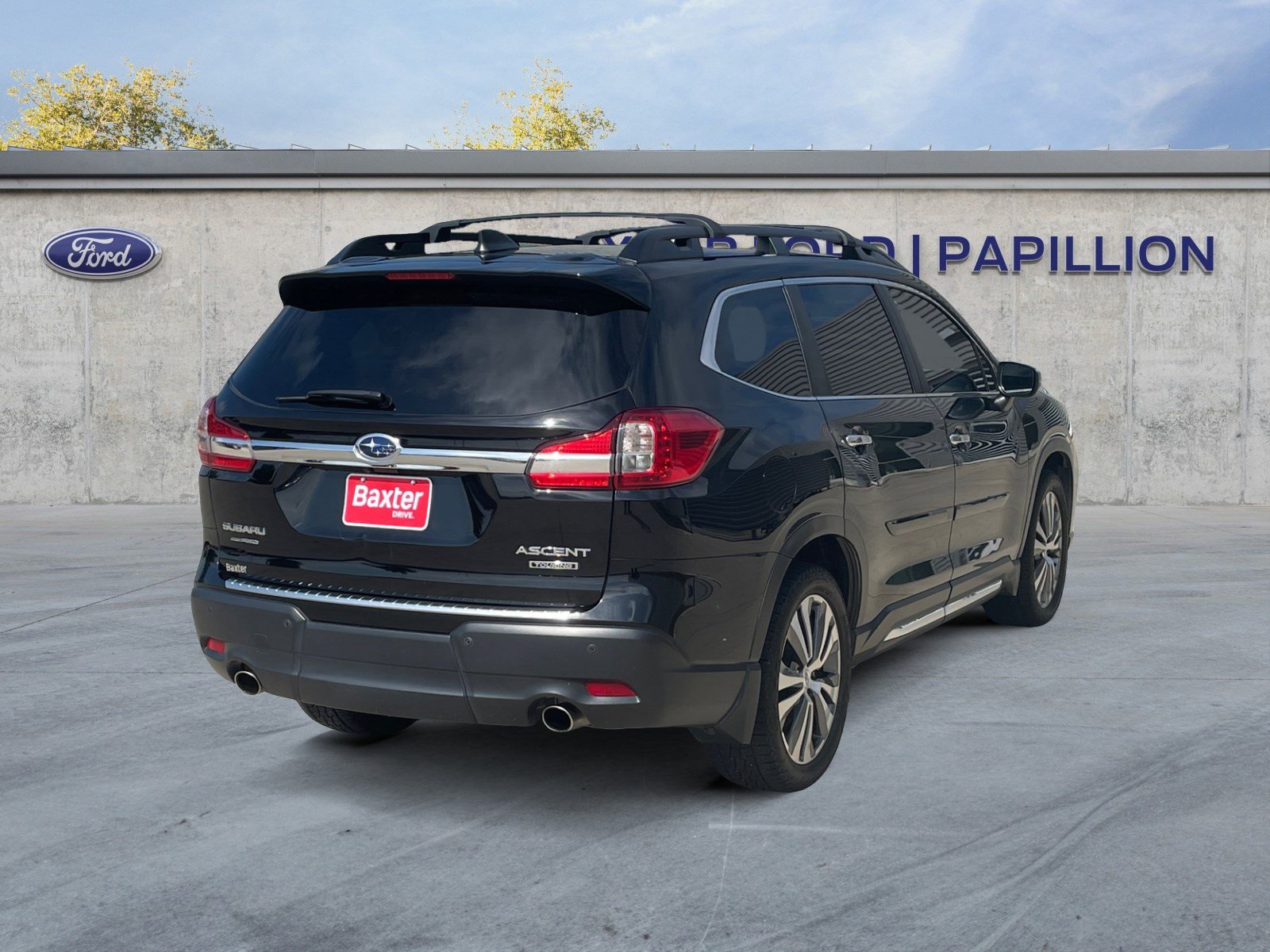 2022 Subaru Ascent Touring photo 4