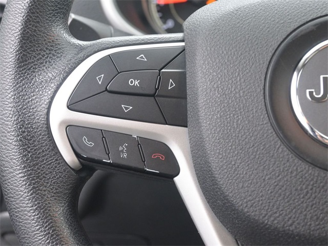 2015 Jeep Cherokee Sport photo 23