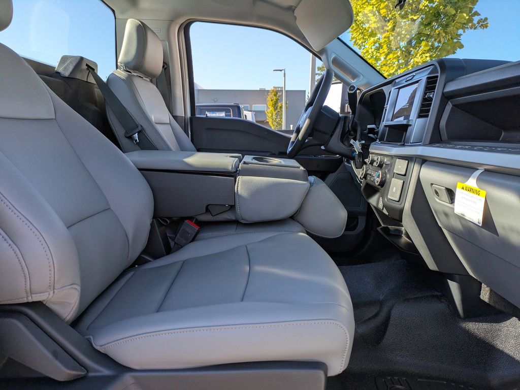 2026 Ford F-250 XL photo 14