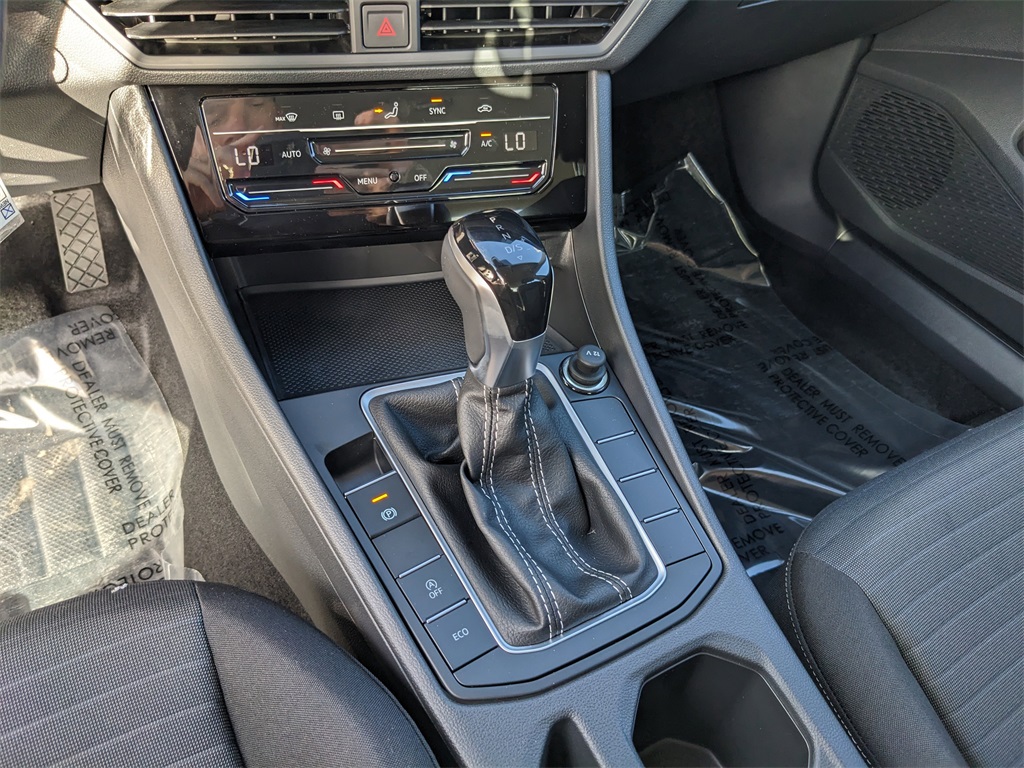 2025 Volkswagen Jetta 1.5T S photo 22