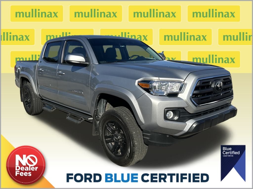 2019 Toyota Tacoma SR5's photo