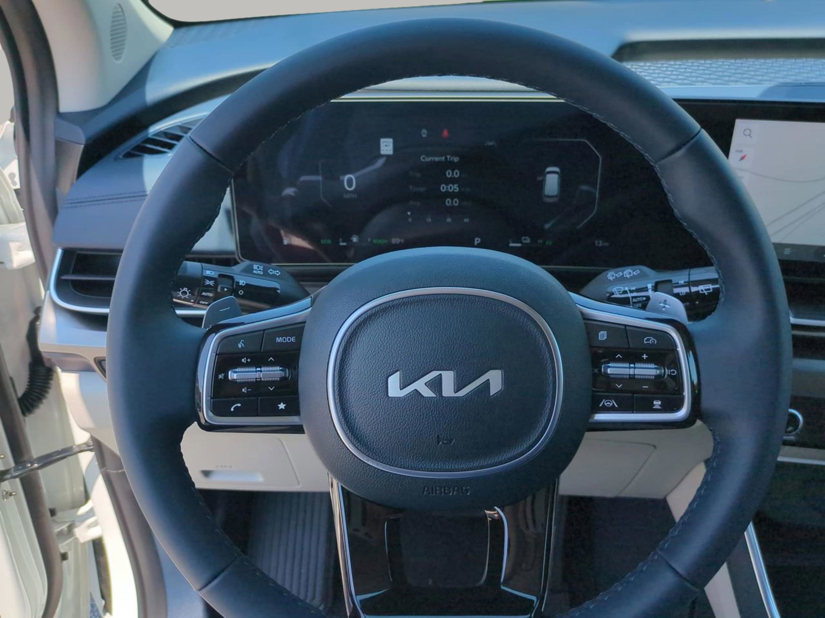 2026 Kia Carnival SX photo 21