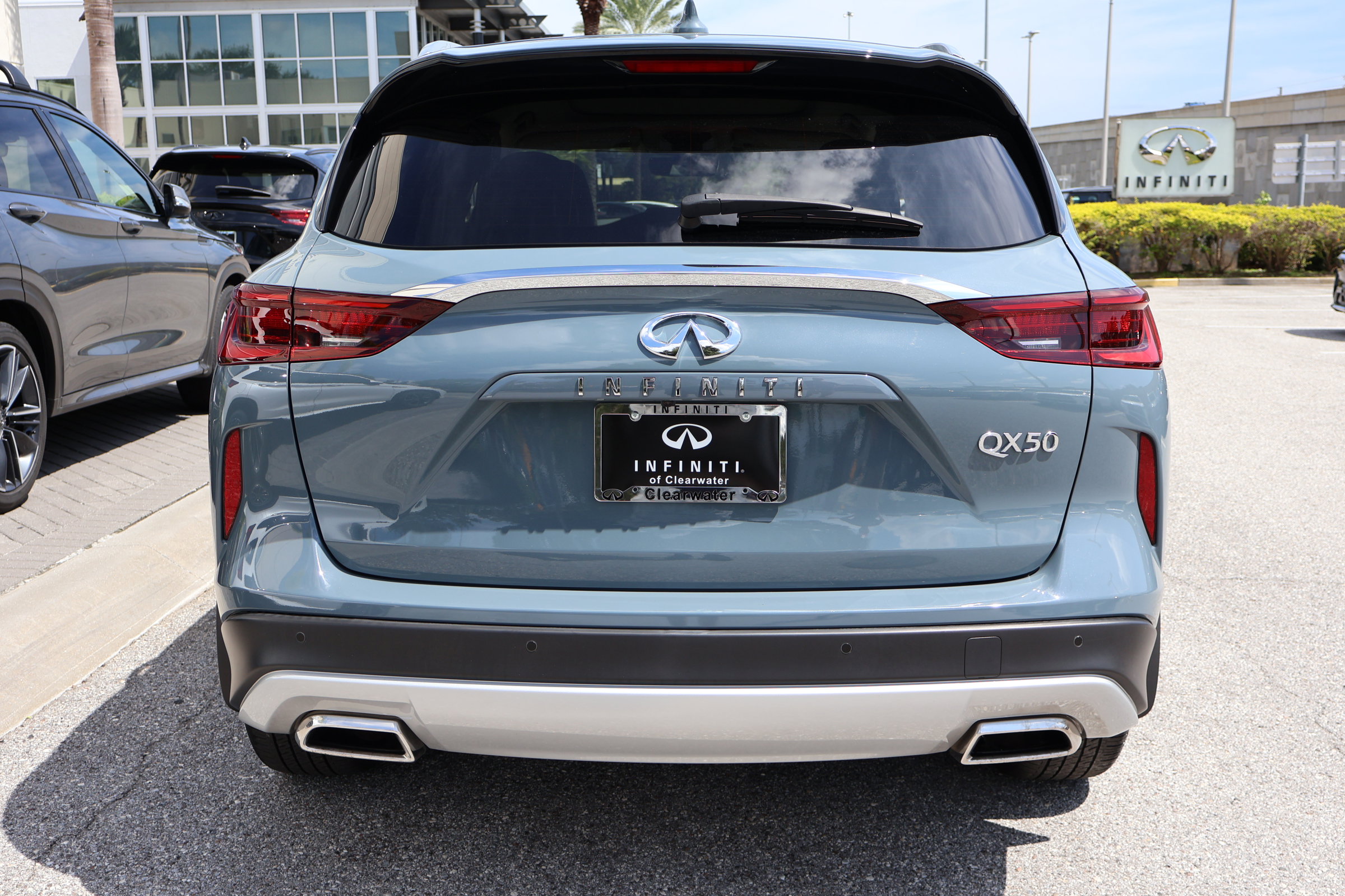 2024 Infiniti QX50 Luxe photo 8