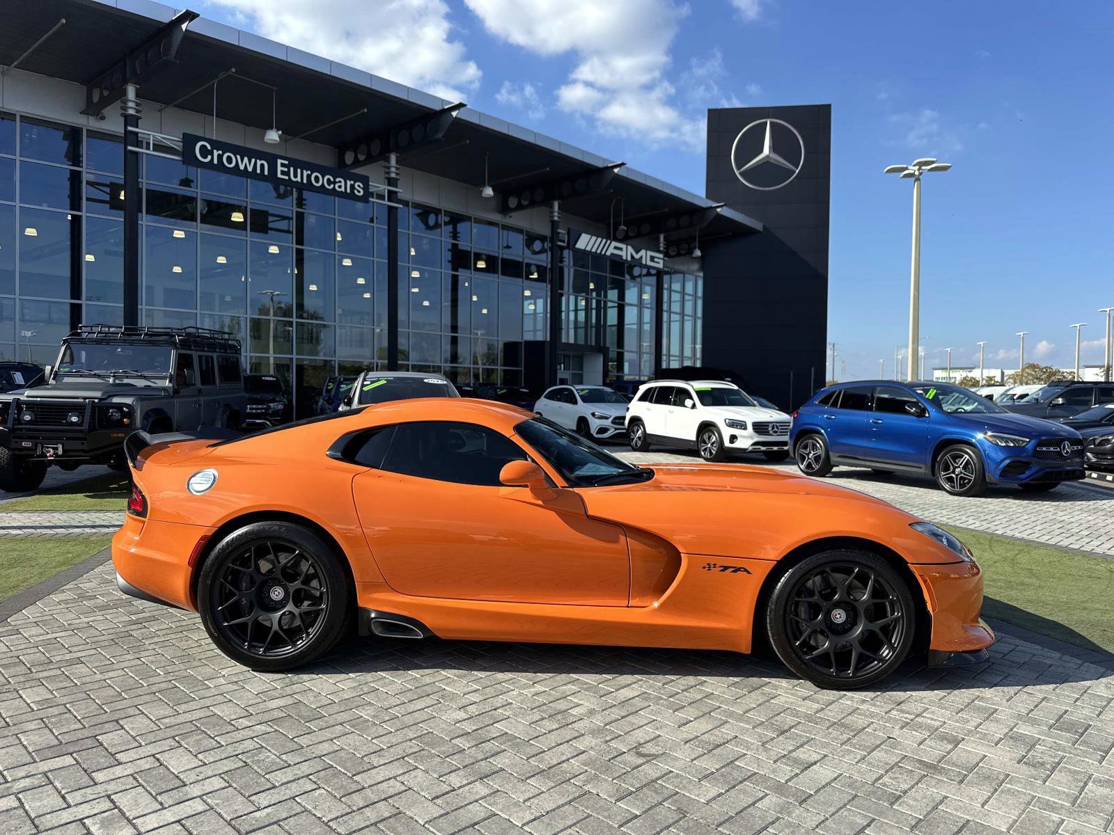 2014 Dodge Viper SRT10 TA photo 3