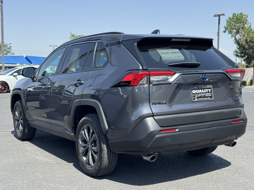 2024 Toyota RAV4 Hybrid XLE Premium photo 7