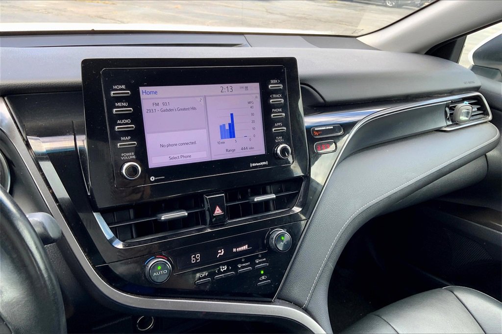 2021 Toyota Camry SE photo 33