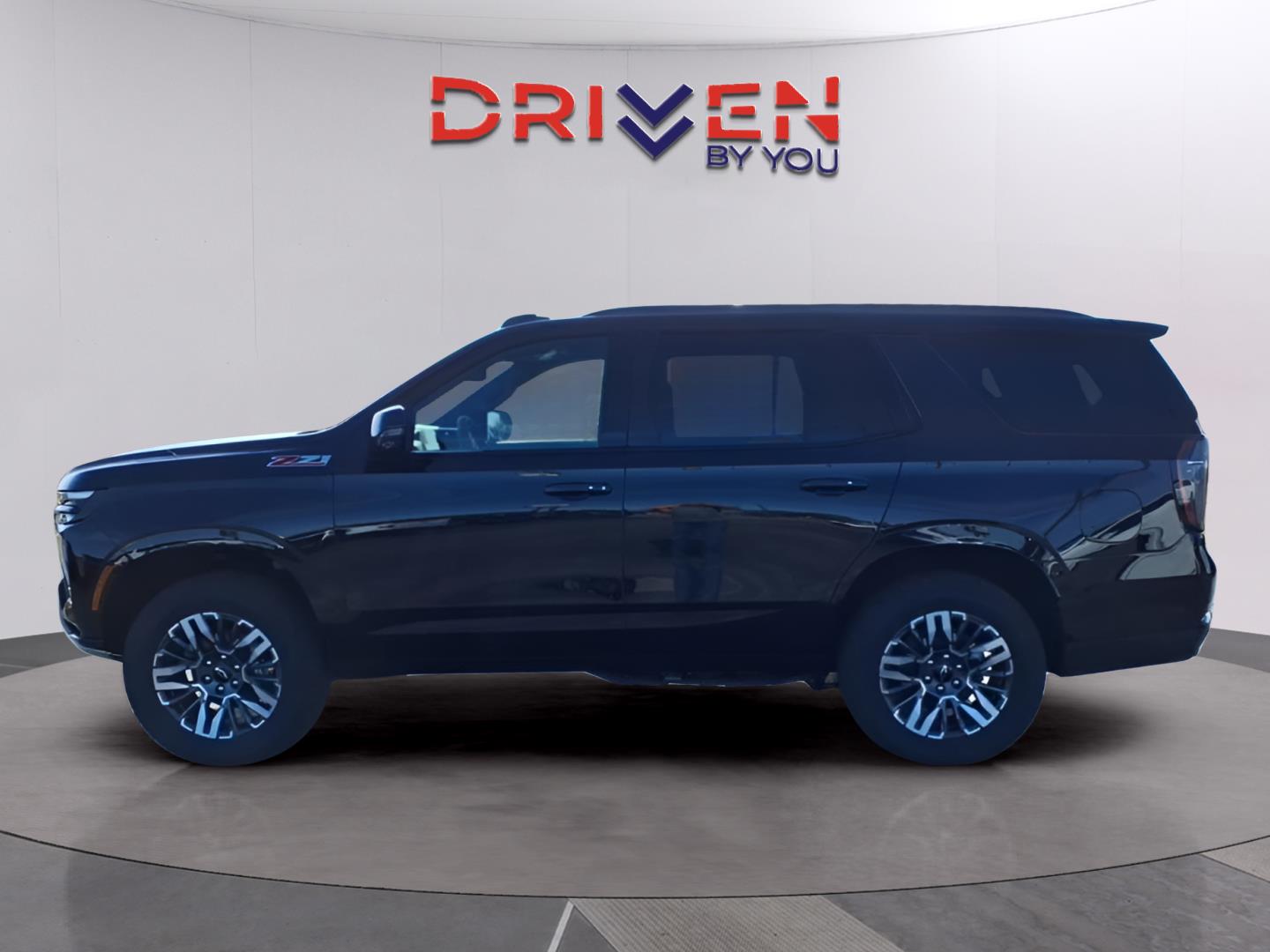 2026 Chevrolet Tahoe Z71 photo 2