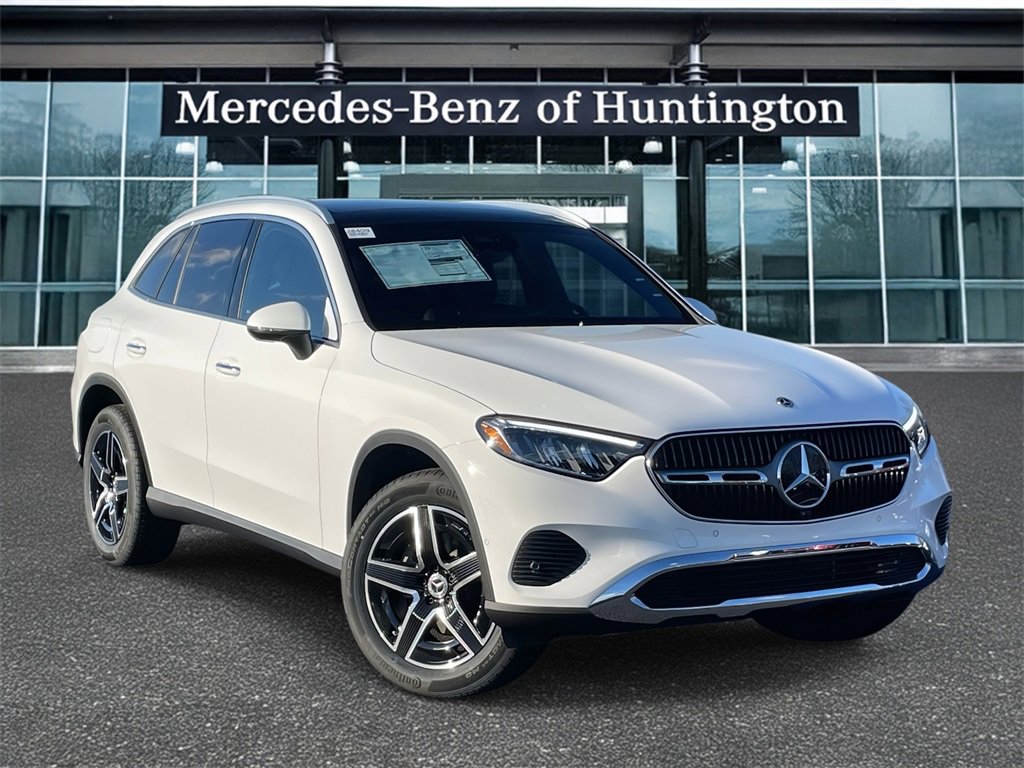 2026 Mercedes-Benz GLC Base's photo