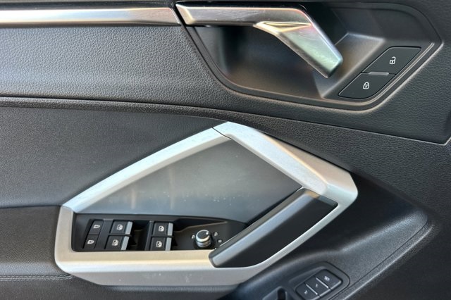 2024 Audi Q3 S line Premium photo 11