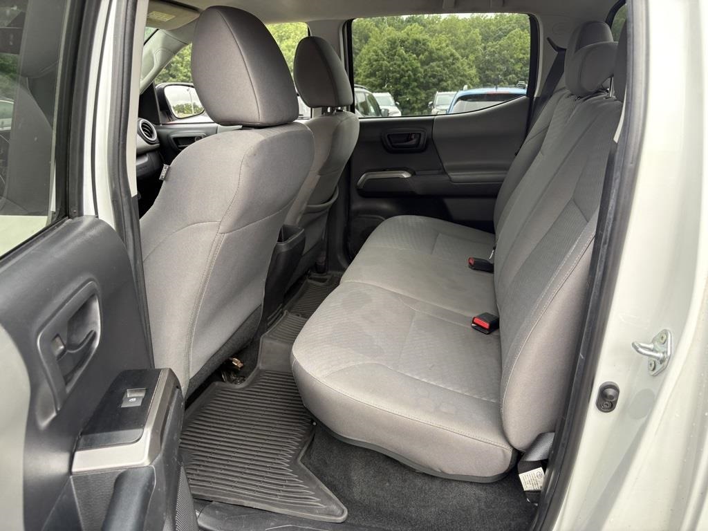 2023 Toyota Tacoma SR5 photo 4