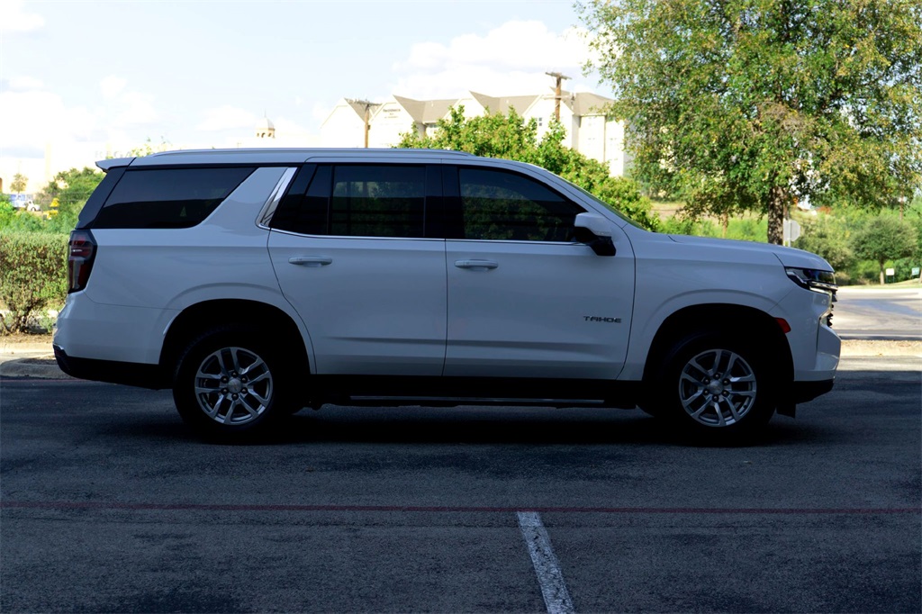 2024 Chevrolet Tahoe LT photo 4