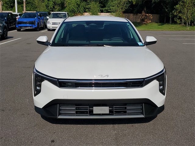 2025 Kia K4 EX photo 2