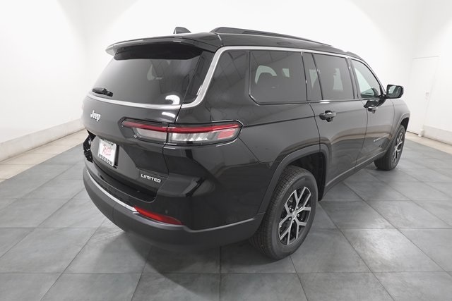 2025 Jeep Grand Cherokee Limited photo 7