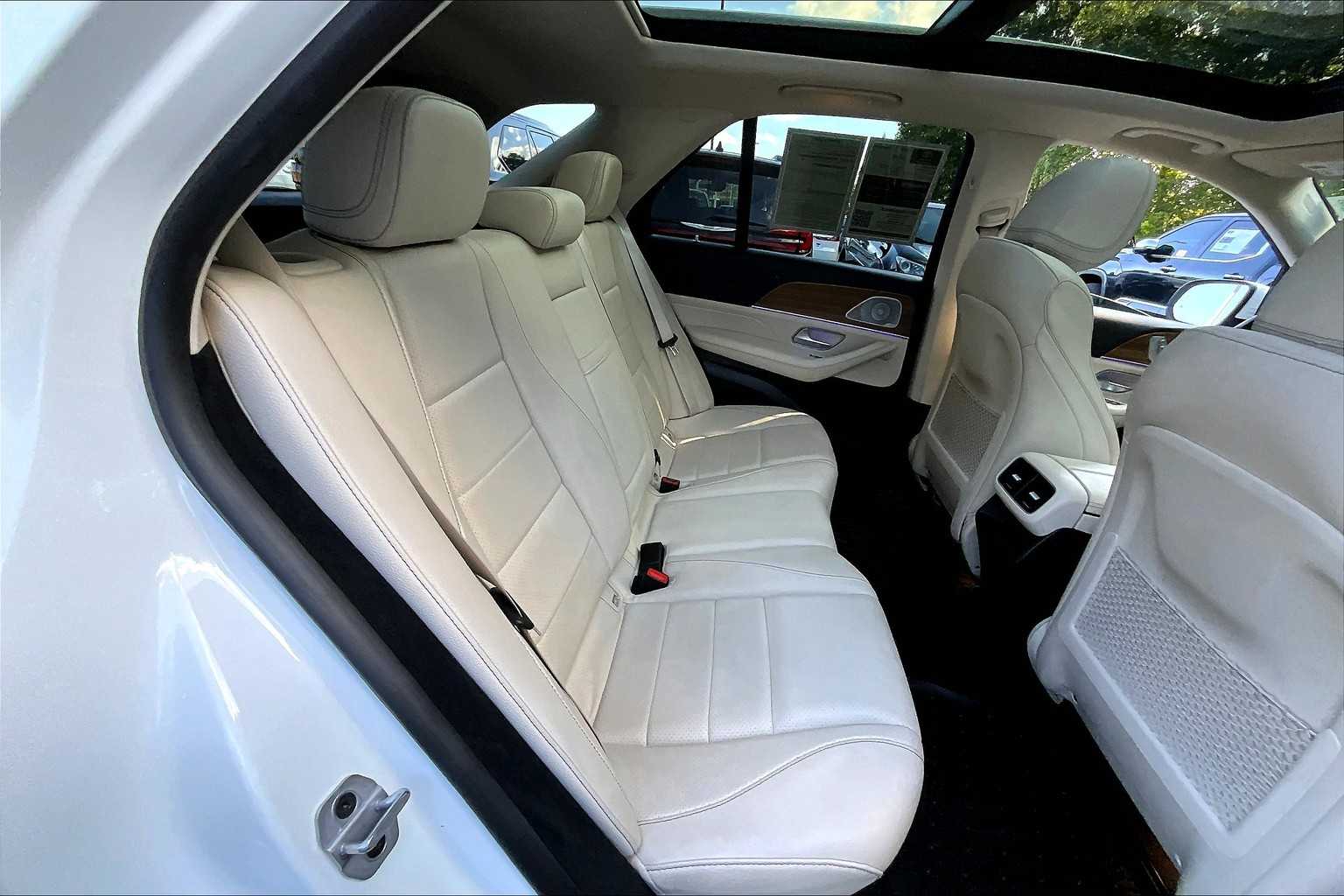 2022 Mercedes Benz GLE 350 4MATIC photo 18