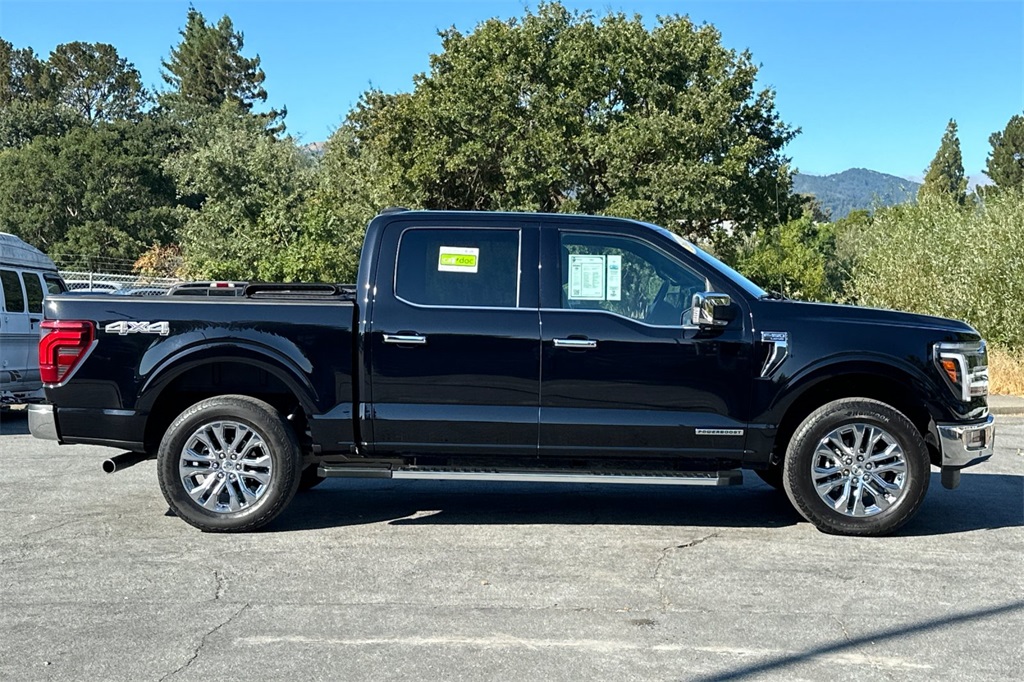 2024 Ford F-150 Lariat photo 2