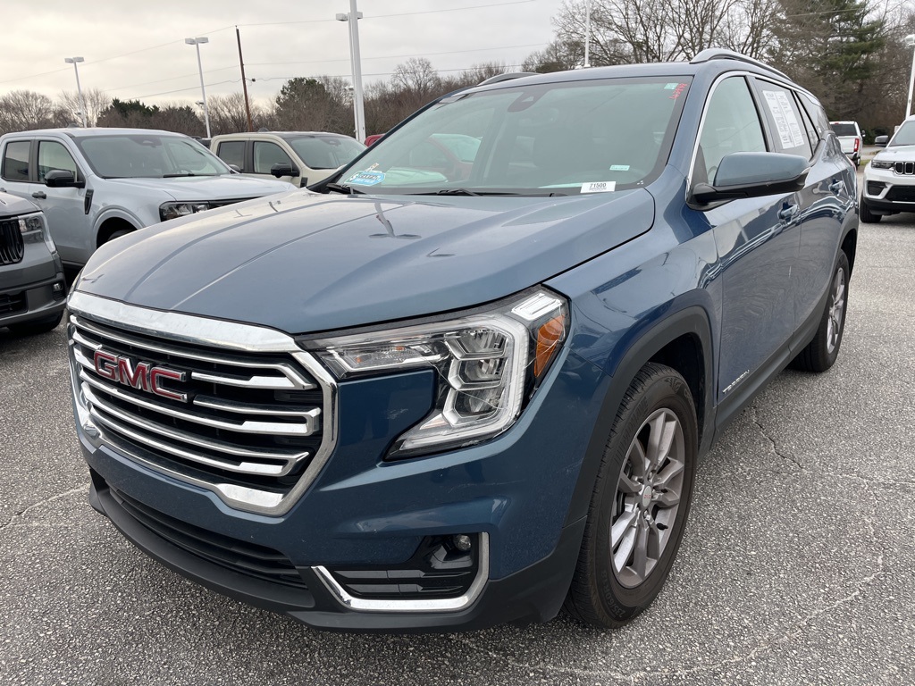 2024 GMC Terrain SLT