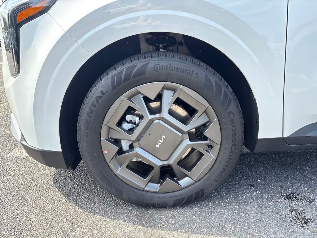 2026 Kia Carnival EX photo 10