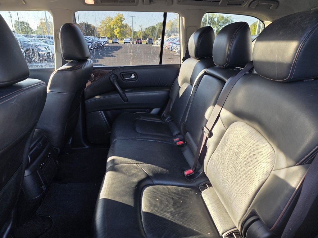 2020 Nissan Armada SL photo 4
