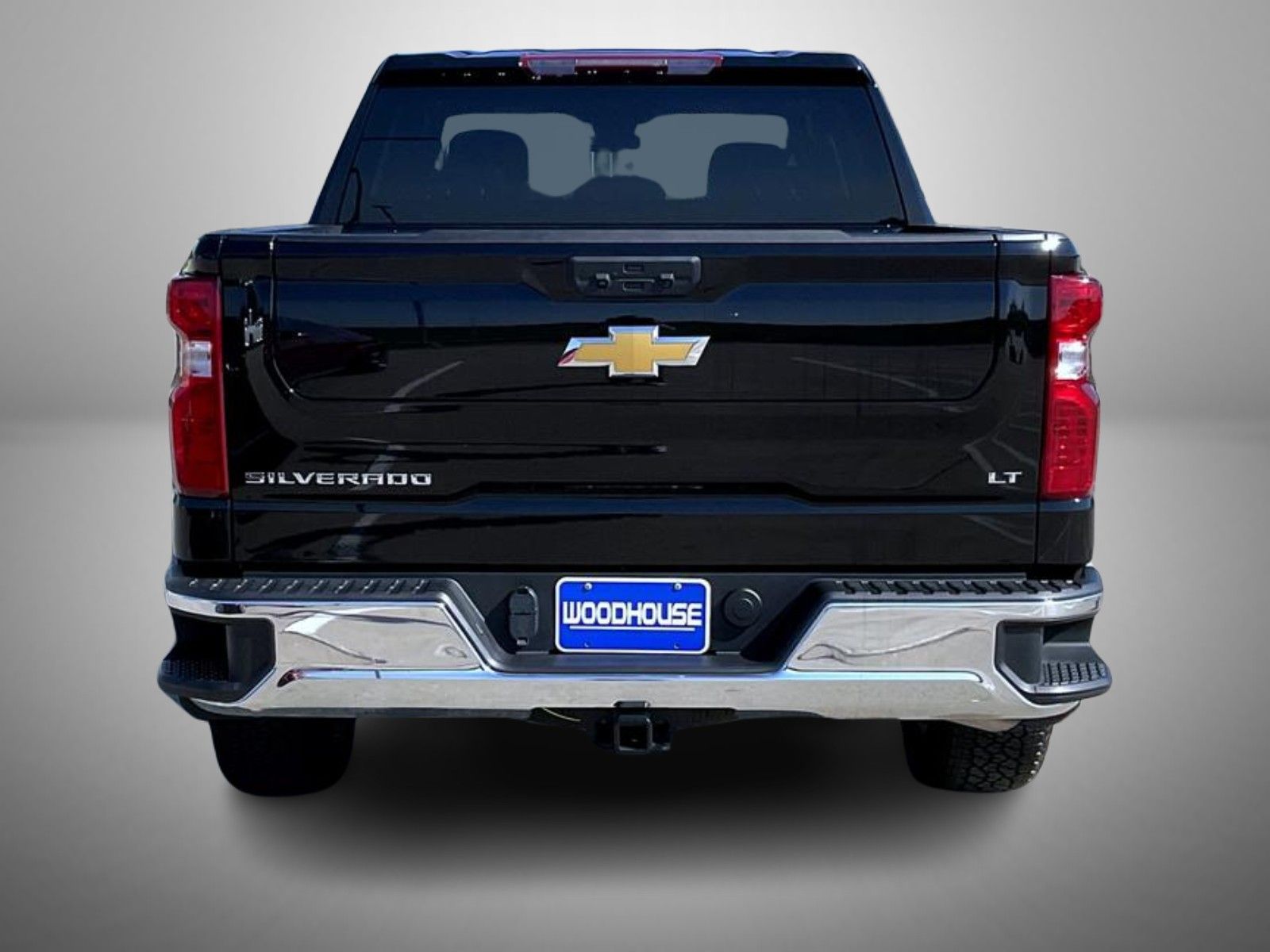 2024 Chevrolet Silverado 1500 LT photo 5
