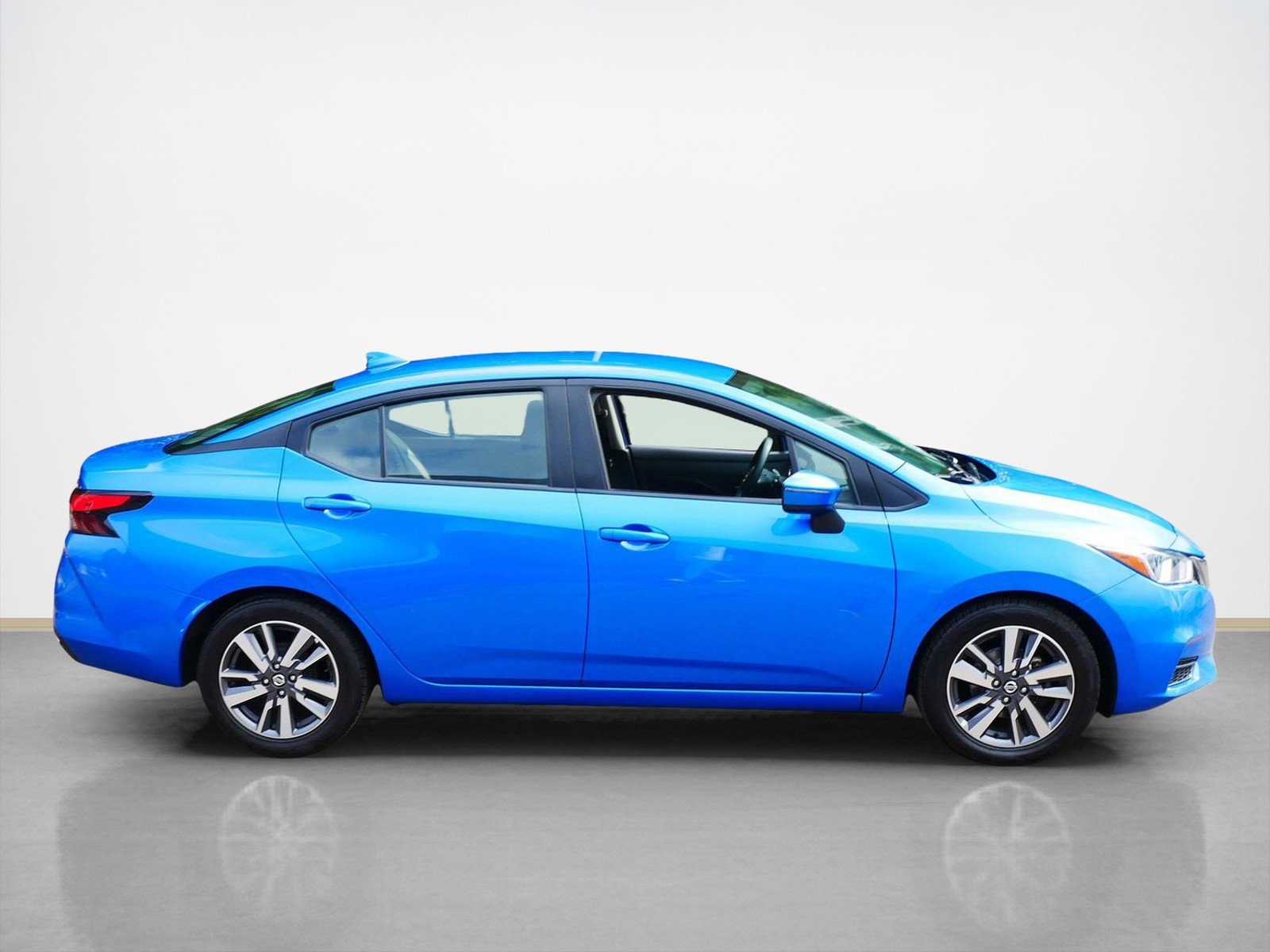 Used 2020 Nissan Versa Sedan SV with VIN 3N1CN8EV1LL813536 for sale in Maplewood, Minnesota