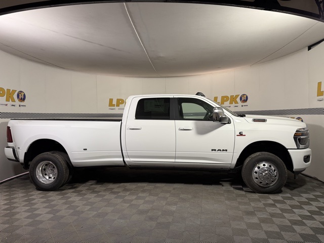 2026 Ram 3500 Laramie photo 2