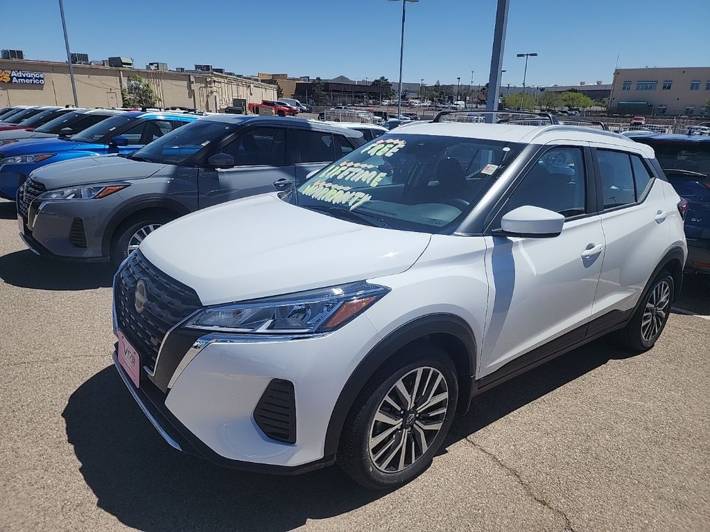 Used 2024 White Nissan SV image 1