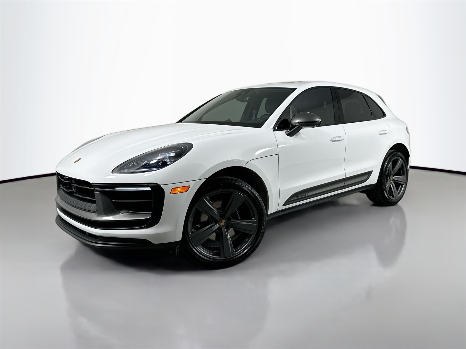2026 Porsche Macan T