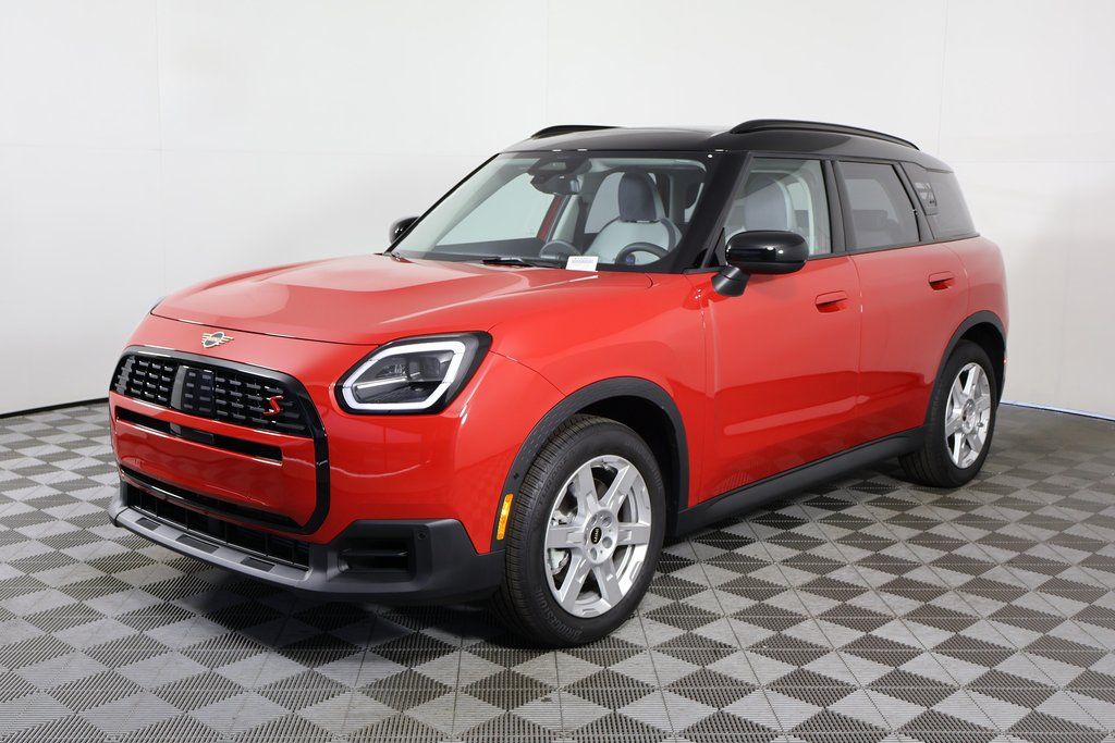 2025 MINI Countryman S's photo