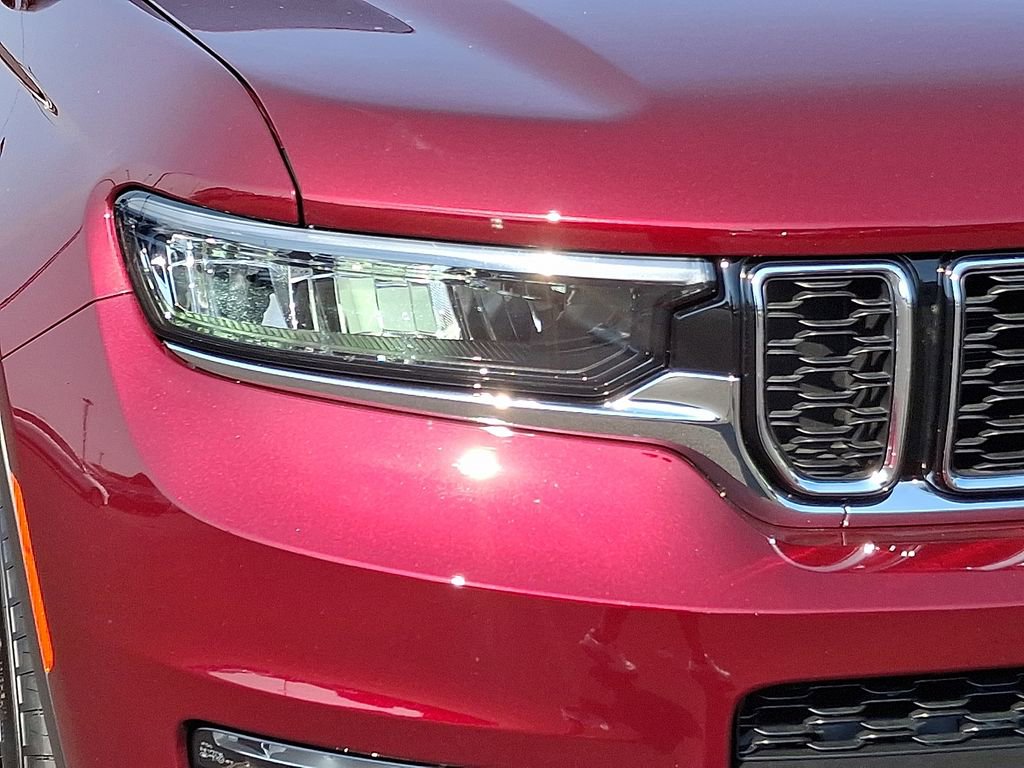 2024 Jeep Grand Cherokee Limited photo 9