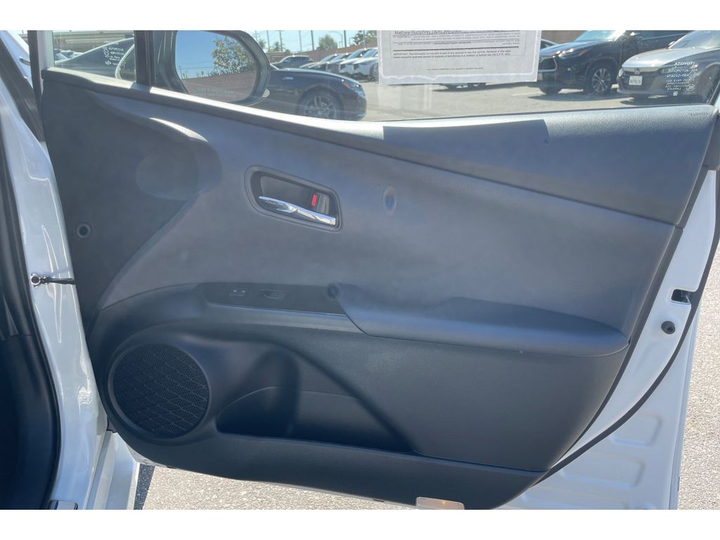2022 Toyota Prius Prime XLE photo 19