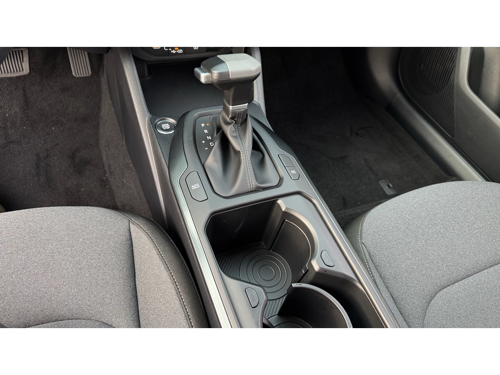 2025 Kia K4 LXS photo 17