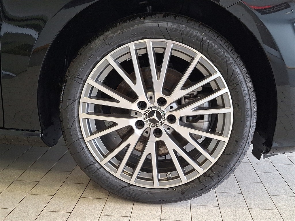 2025 Mercedes Benz CLA 250 4MATIC photo 5