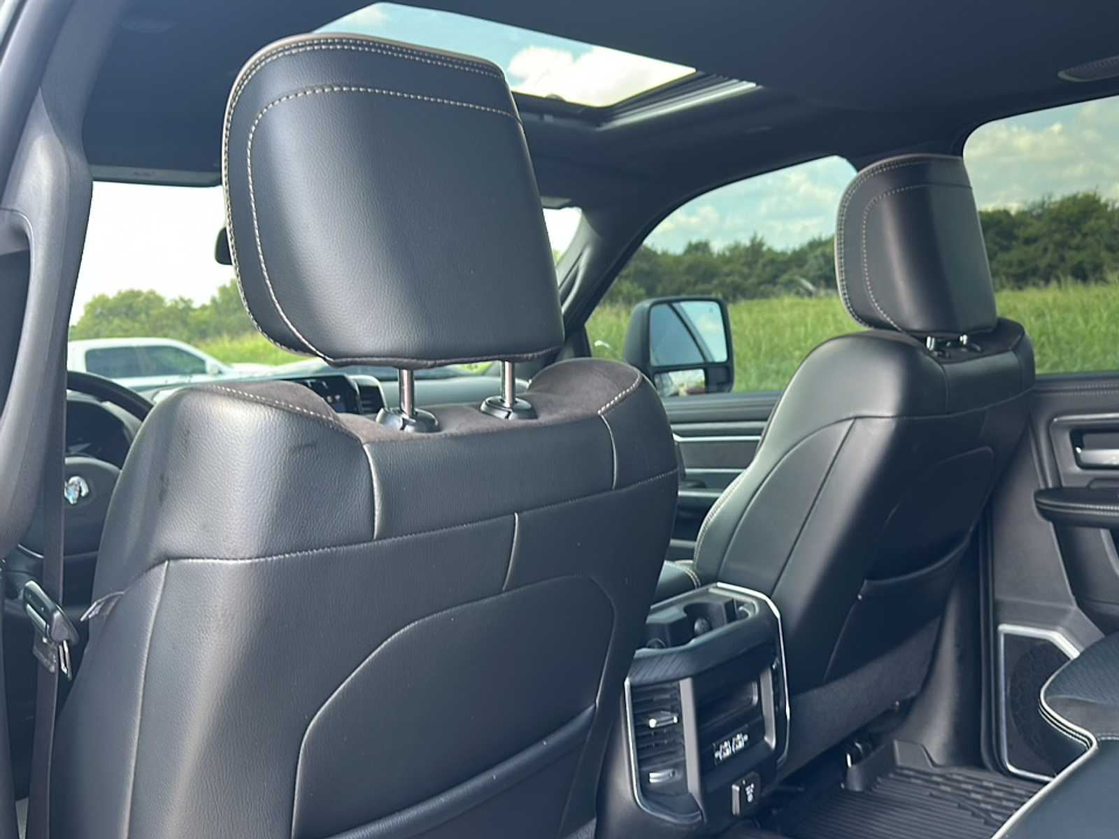 2024 Ram 2500 Laramie photo 4