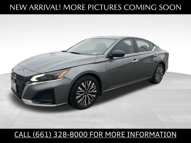 2024 Nissan Altima SV
