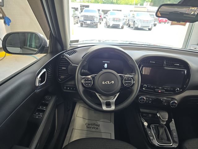 2024 Kia Soul EX photo 12