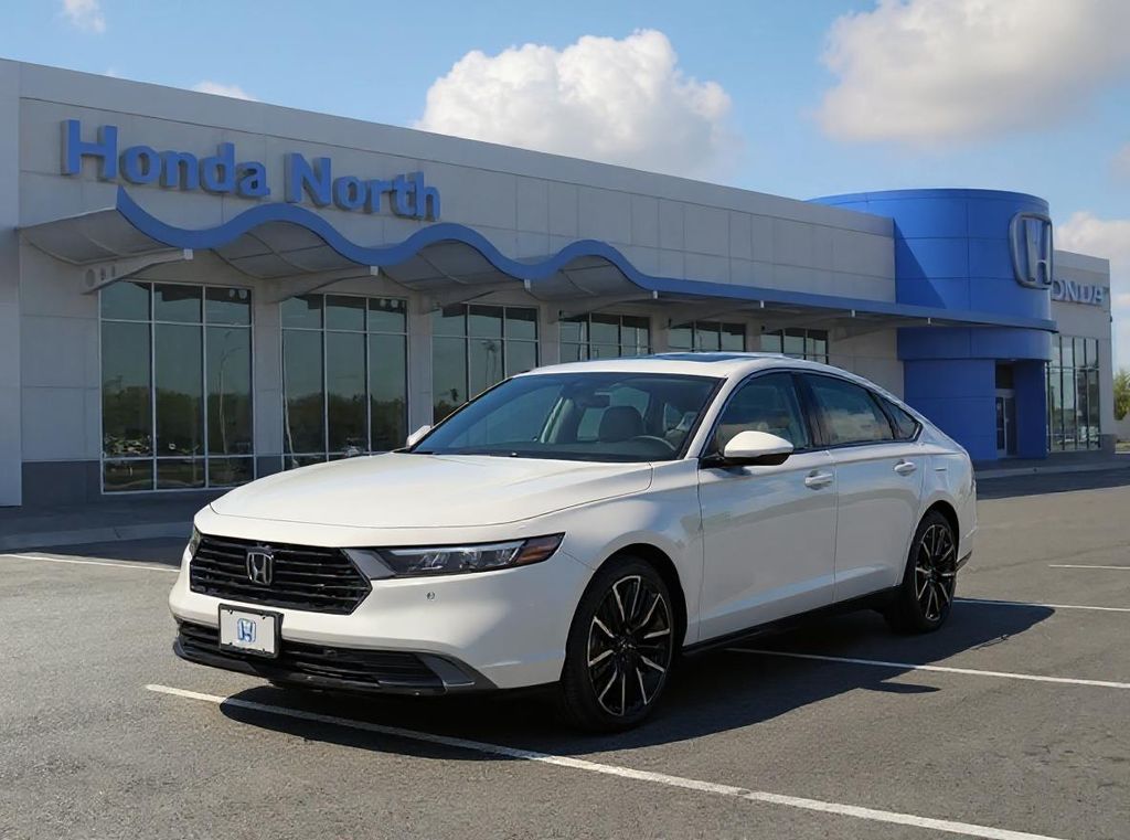 2025 Honda Accord Hybrid Touring's photo
